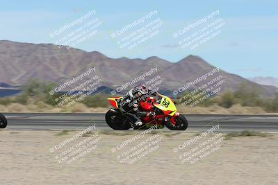 media/Nov-16-2025-Race Pace (Sun) [[8c5fa54630]]/Non Verified Riders (1st 20 Minutes)/3-Turn 3 Inside (11am)/